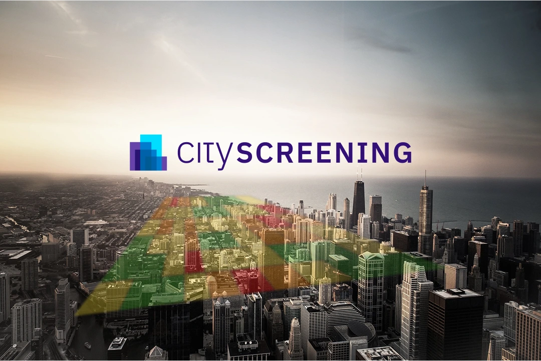 Schriftzug “CityScreening” über einer Luftaufnahme einer Großstadt.
